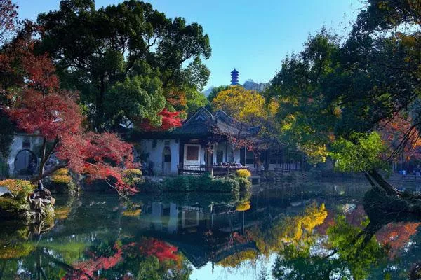 2021無(wú)錫<a href='/huishanguzhen/' target=_blank>惠山古鎮</a>寄暢園秋季游玩指南
