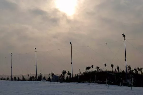 西安白鹿原滑雪場(chǎng)怎么去 西安到白鹿原滑雪場(chǎng)怎么坐車(chē)