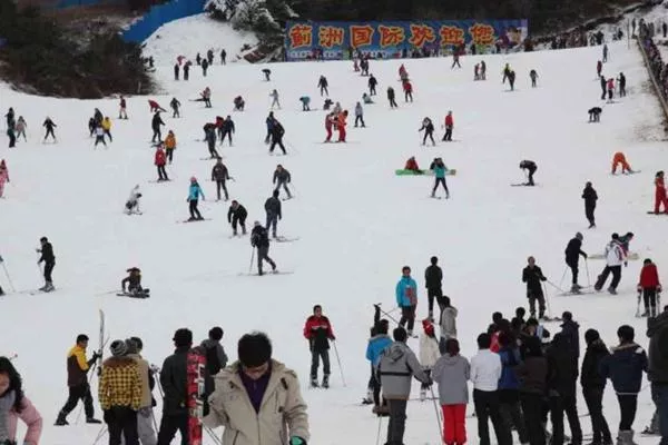 薊州國際滑雪場(chǎng)和盤(pán)山滑雪場(chǎng)哪個(gè)好