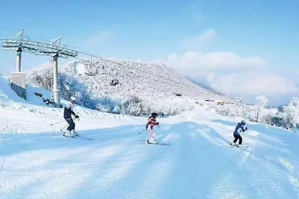 2021-2022九鼎山太子嶺滑雪場(chǎng)開(kāi)放時(shí)間及門(mén)票優(yōu)惠