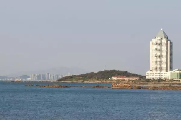 青島海濱風(fēng)景區免費嗎