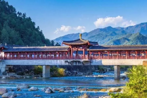 華陽(yáng)景區旅游攻略 附門(mén)票優(yōu)惠政策及交通