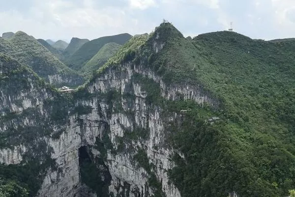 廣西大石圍天坑群景區在哪里
